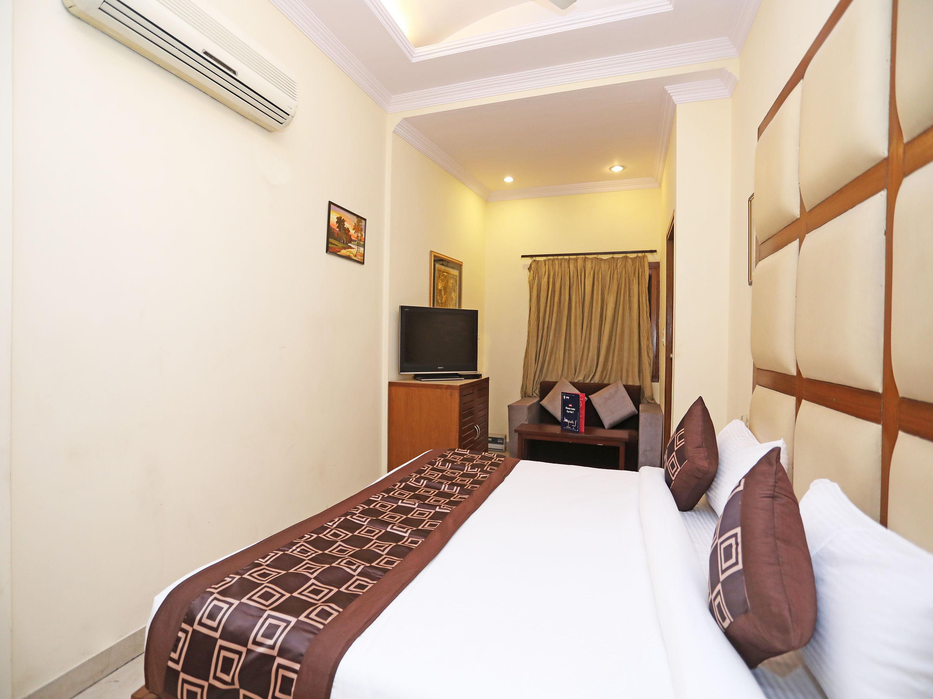 Capital O 10750 Hotel Vivek New Delhi Luaran gambar