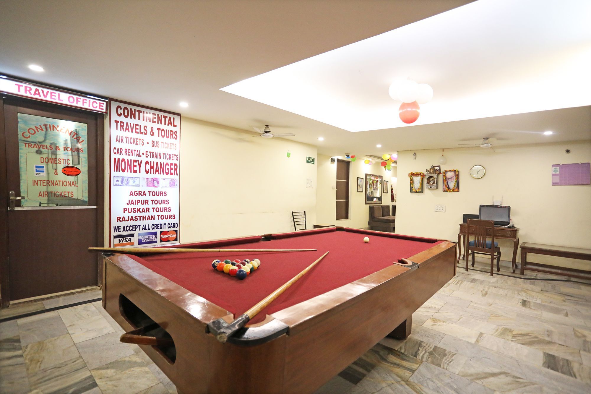 Capital O 10750 Hotel Vivek New Delhi Luaran gambar
